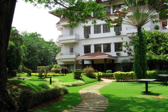 Royal Inn Mysore Exterior photo
